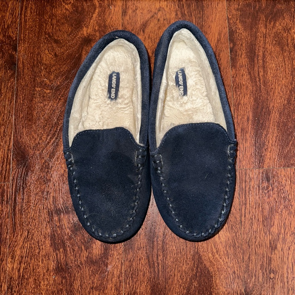 Women’s Land’s End Moccasins size 7